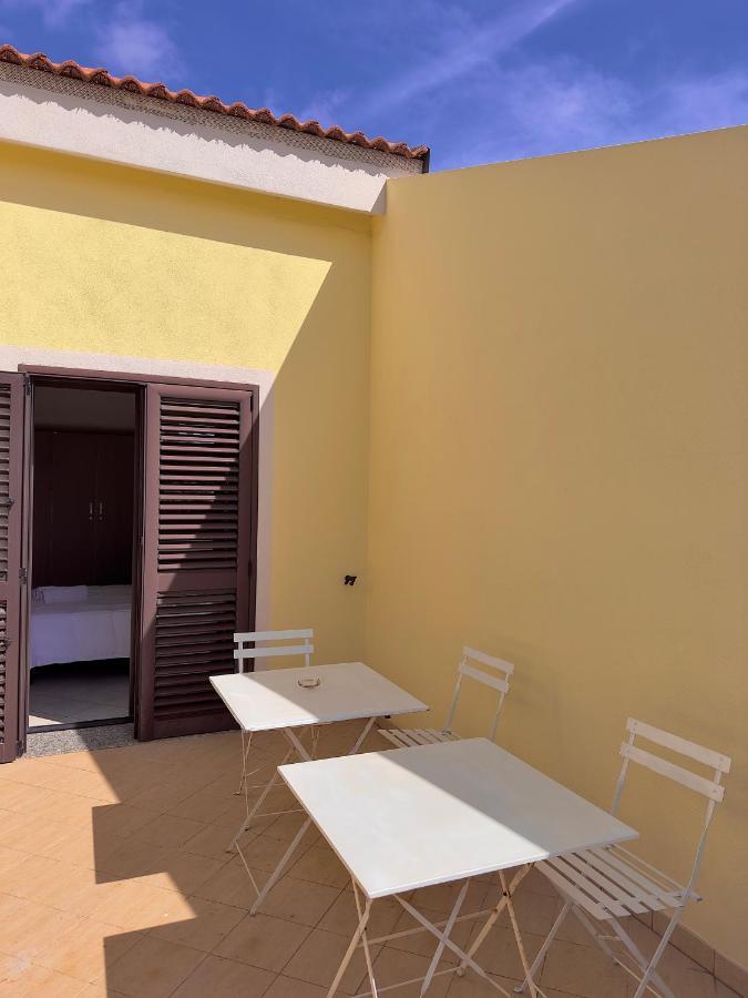 Olbia City Center Екстериор снимка